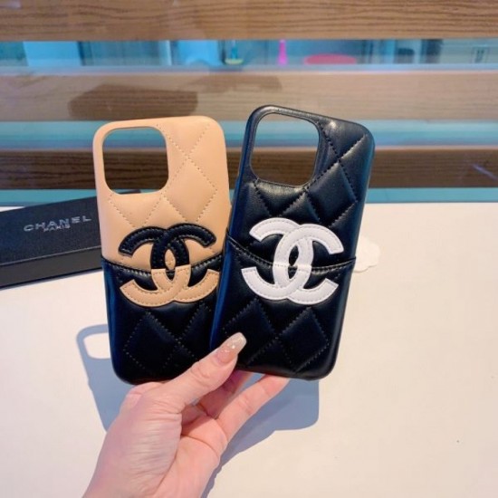 CHANEL 2024SS New iPhone mobile case pursuing trends CHANEL 2024SS New iPhone mobile case pursuing trends