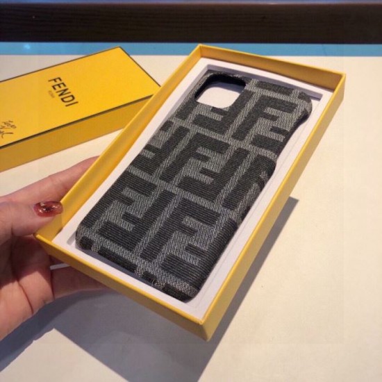 FENDI 2024SS iPhone mobile case with a fashionable feel this season FENDI 2024SS iPhone mobile case with a fashionable feel this season