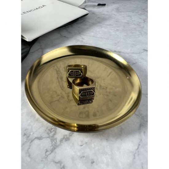 2024SS BALENCIAGA Balenciaga ring goes well and is definitely recommended 2024SS BALENCIAGA Balenciaga ring goes well and is definitely recommended