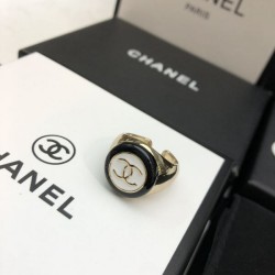 2024SS ring CHANEL which is very popular among young people overseas