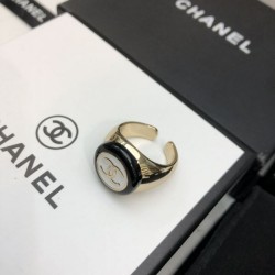 2024SS ring CHANEL which is very popular among young people overseas