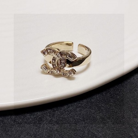 2024SS CHANEL Chanel Ring Ahead of this year's trends 2024SS CHANEL Chanel Ring Ahead of this year's trends