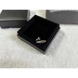 2024SS CHROME HEARTS Fall in love with the new Chrome Hearts ring at first sight