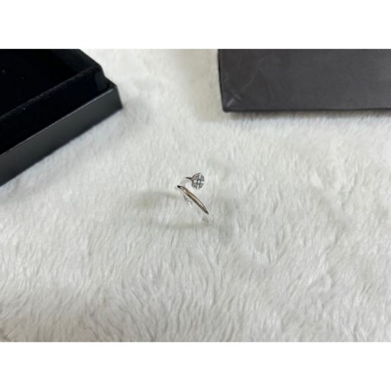 2024SS CHROME HEARTS Fall in love with the new Chrome Hearts ring at first sight 2024SS CHROME HEARTS Fall in love with the new Chrome Hearts ring at first sight