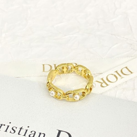 DIOR 2024SS ring with high fashion sensitivity DIOR 2024SS ring with high fashion sensitivity