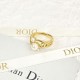DIOR Dior 2024SS ring that has a presence every season DIOR Dior 2024SS ring that has a presence every season