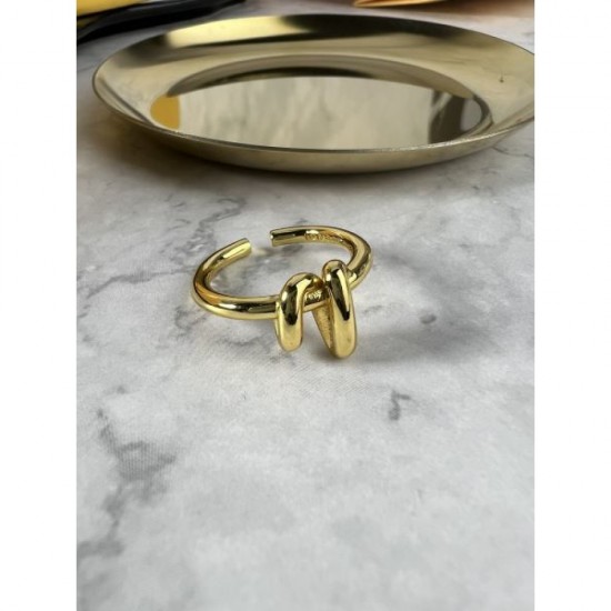 2024SS FENDI Ring A very popular brand in Japan 2024SS FENDI Ring A very popular brand in Japan