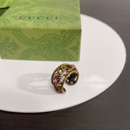 GUCCI Gucci Model 2024SS ring that is very popular in Japan GUCCI Gucci Model 2024SS ring that is very popular in Japan