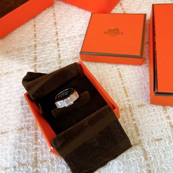 Summer new item 2024SS ring that can create a new look HERMES Summer new item 2024SS ring that can create a new look HERMES
