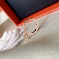 Style that you can use for a long time this summer 2024SS ring HERMES