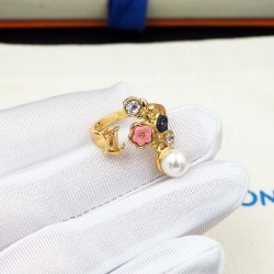 2024SS LOUIS VUITTON Louis Vuitton ring casual classic