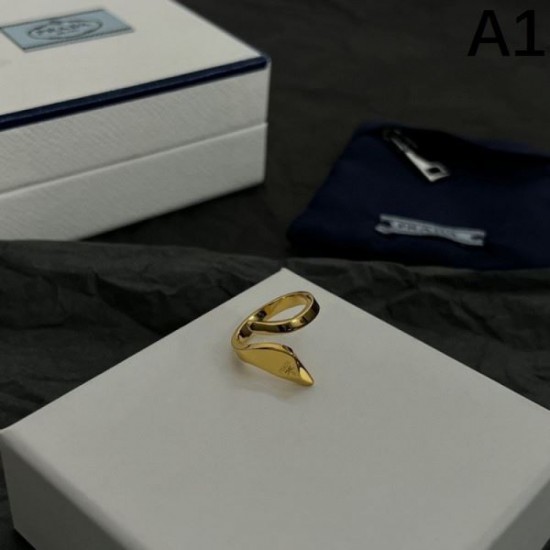 Simple 2024SS ring that improves your style PRADA Prada Simple 2024SS ring that improves your style PRADA Prada