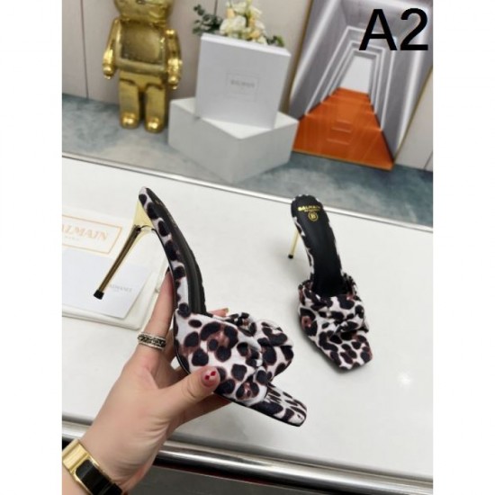 2024SS Good compatibility and definitely recommended BALMAIN Women's slippers 2024SS Good compatibility and definitely recommended BALMAIN Women's slippers