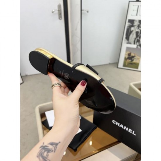 2024SS Recommended for the best cost performance new item CHANEL Women's slippers 2024SS Recommended for the best cost performance new item CHANEL Women's slippers