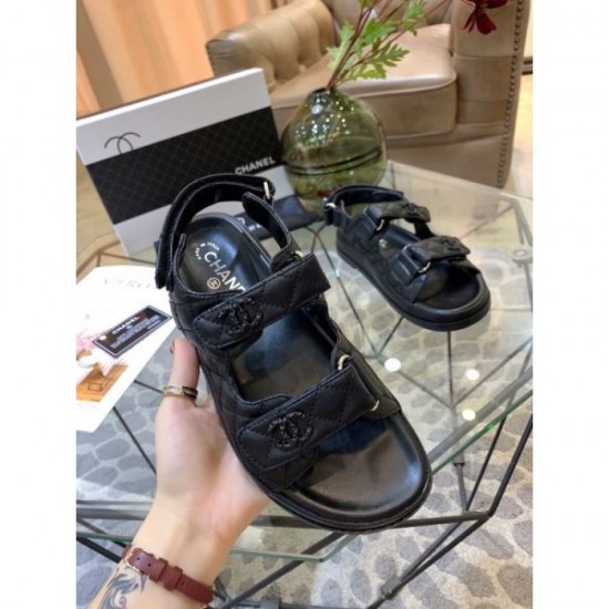 2024SS Casual Style CHANEL Women's Sandals 2024SS Casual Style CHANEL Women's Sandals