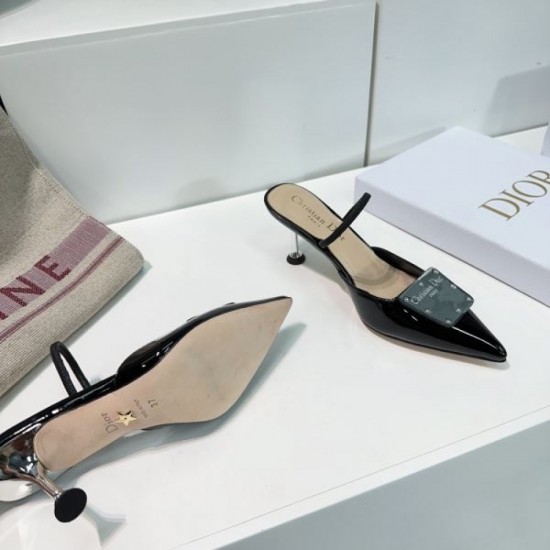 2024SS DIOR Women's Slippers Perfect for Adult Women 2024SS DIOR Women's Slippers Perfect for Adult Women