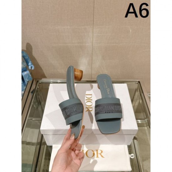2024SS Items that bring out the texture of the material DIOR Women's slippers 2024SS Items that bring out the texture of the material DIOR Women's slippers