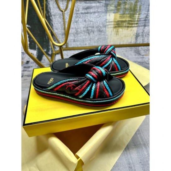 2024SS Anyone can be fashionable! FENDI women's slippers 2024SS Anyone can be fashionable! FENDI women's slippers