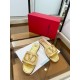 2024SS Keep an eye on VALENTINO Women's slippers 2024SS Keep an eye on VALENTINO Women's slippers