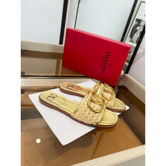 2024SS Keep an eye on VALENTINO Women's slippers 2024SS Keep an eye on VALENTINO Women's slippers