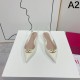2024SS Outstanding Freshness VALENTINO Women's Sandals 2024SS Outstanding Freshness VALENTINO Women's Sandals