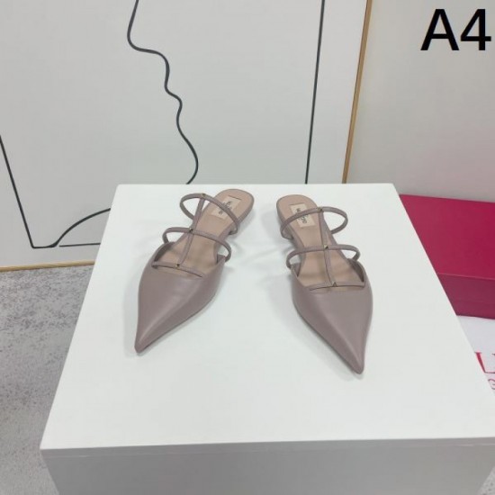 2024SS Outstanding Breathability VALENTINO Women's Slippers 2024SS Outstanding Breathability VALENTINO Women's Slippers