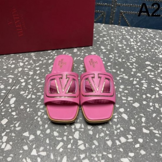 2024SS Attractive New VALENTINO Women's Slippers 2024SS Attractive New VALENTINO Women's Slippers