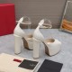 2024SS Refined Design VALENTINO Women's Sandals 2024SS Refined Design VALENTINO Women's Sandals