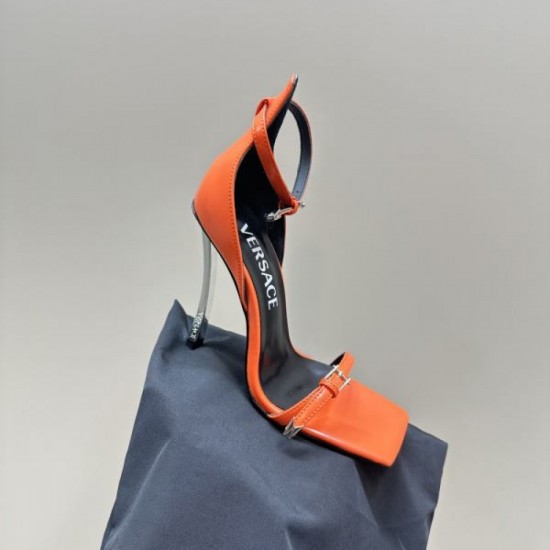 2024SS Summer Trend VERSACE Women's Sandals 2024SS Summer Trend VERSACE Women's Sandals