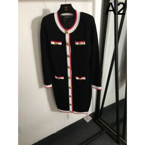 BALMAIN Balmain One Piece 2024FW Always sold out at the end of the year BALMAIN Balmain One Piece 2024FW Always sold out at the end of the year