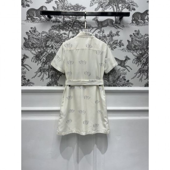 2024SS Dress BURBERRY Transform into a beautiful outfit 2024SS Dress BURBERRY Transform into a beautiful outfit