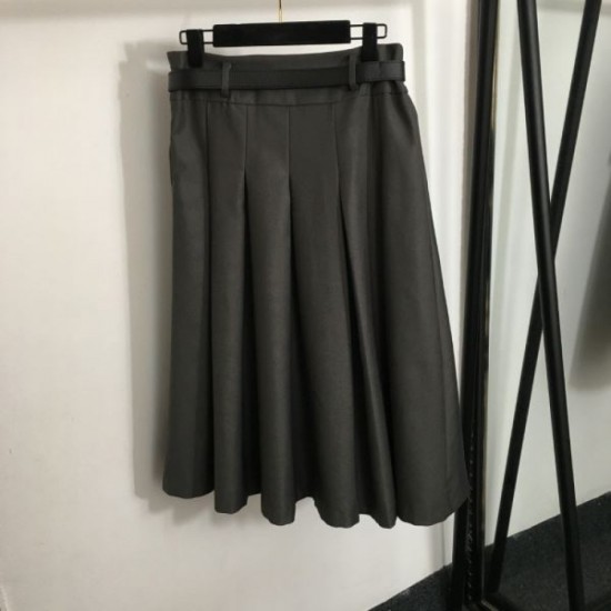 2024SS Pleated Skirt CELINE Completed mature style 2024SS Pleated Skirt CELINE Completed mature style