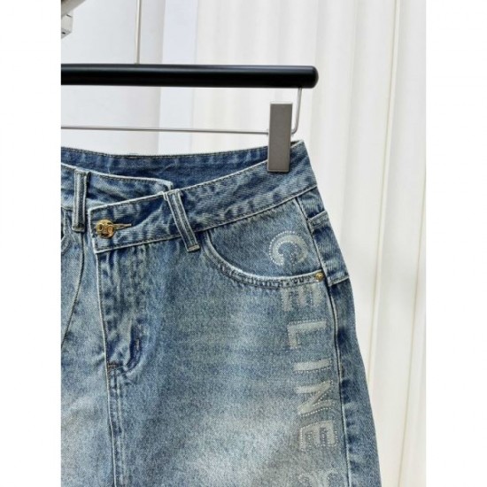 2024SS Denim Skirt CELINE CELINE Featured item by overseas celebrities 2024SS Denim Skirt CELINE CELINE Featured item by overseas celebrities