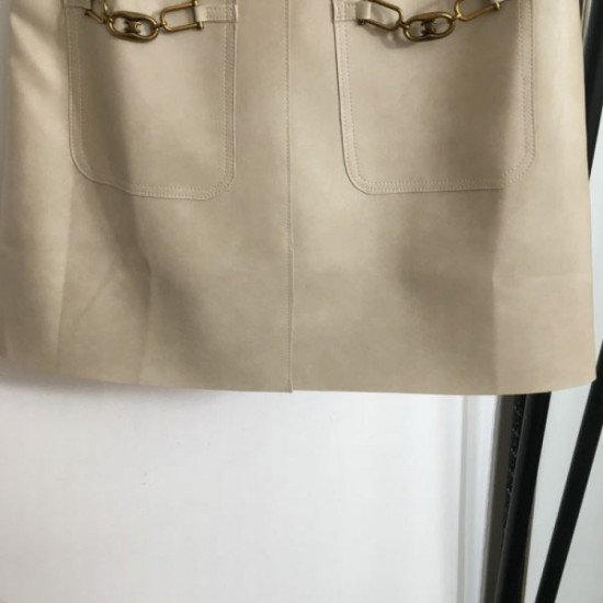 CELINE Celine tight skirt 2024FW goes well and is definitely recommended CELINE Celine tight skirt 2024FW goes well and is definitely recommended