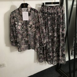 2024SS top and bottom set CHANEL looks stylish