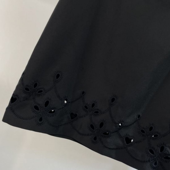 2024SS Trapezoid Skirt CHLOE A very popular brand in Japan 2024SS Trapezoid Skirt CHLOE A very popular brand in Japan