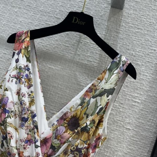 2024SS Dress DIOR Dior is now very popular among celebrities. 2024SS Dress DIOR Dior is now very popular among celebrities.