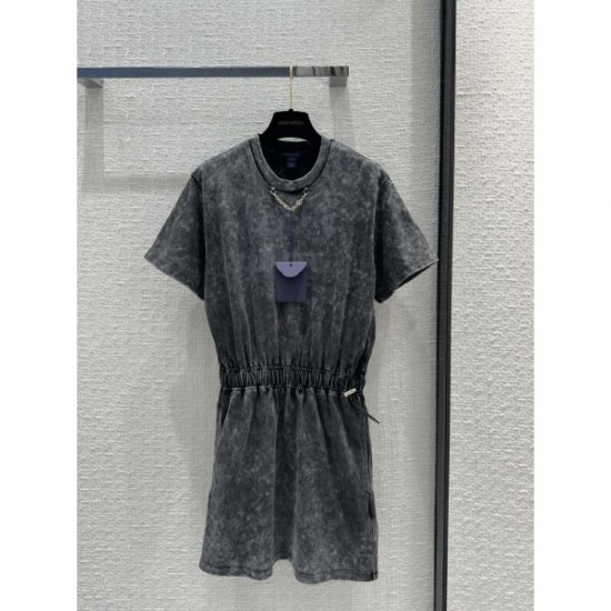 2024SS Dress LOUIS VUITTON Summer Recommended New Items 2024SS Dress LOUIS VUITTON Summer Recommended New Items