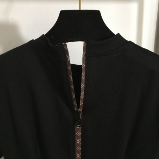 2024SS Dress LOUIS VUITTON Louis Vuitton classic popular latest item 2024SS Dress LOUIS VUITTON Louis Vuitton classic popular latest item