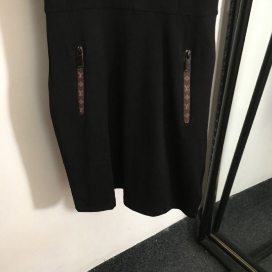 2024SS Dress LOUIS VUITTON Louis Vuitton classic popular latest item 2024SS Dress LOUIS VUITTON Louis Vuitton classic popular latest item