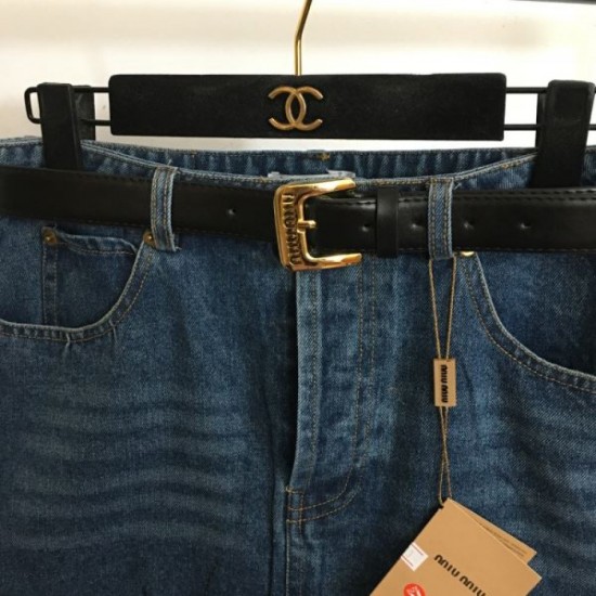 2024SS Denim Skirt MIU MIU Used by many celebrities 2024SS Denim Skirt MIU MIU Used by many celebrities