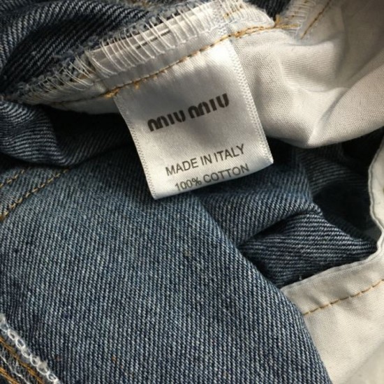 2024SS Denim Skirt MIU MIU Used by many celebrities 2024SS Denim Skirt MIU MIU Used by many celebrities