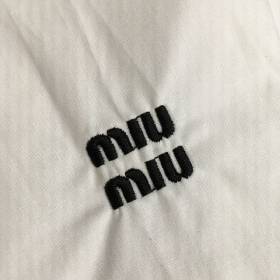 2024SS Top and Bottom Set MIU MIU Miu Miu Super Rare Hard to Obtain 2024SS Top and Bottom Set MIU MIU Miu Miu Super Rare Hard to Obtain