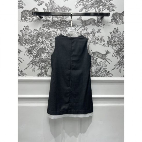 2024SS One Piece MIU MIU Very easy to incorporate 2024SS One Piece MIU MIU Very easy to incorporate