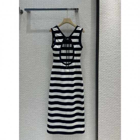 2024SS Dress MONCLER Latest and fashionable 2024SS Dress MONCLER Latest and fashionable
