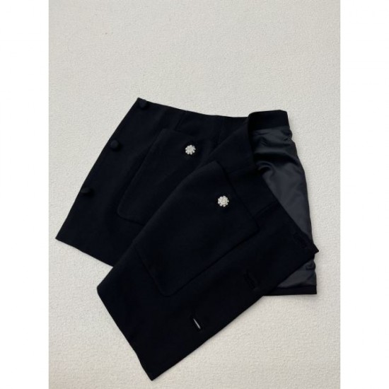 2024SS Skirt PRADA Limited Design Very Popular Before Sold Out 2024SS Skirt PRADA Limited Design Very Popular Before Sold Out