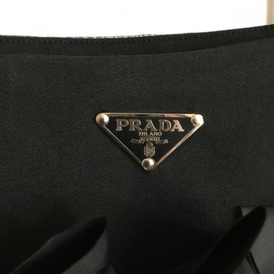 2024SS Skirt PRADA Wonderful Design Not in Stock Brand 2024SS Skirt PRADA Wonderful Design Not in Stock Brand