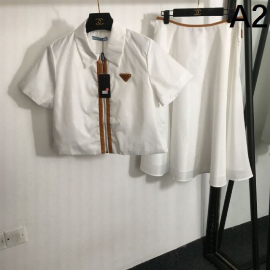 2024SS Top and Bottom Set PRADA Most Popular Product 2024SS Top and Bottom Set PRADA Most Popular Product