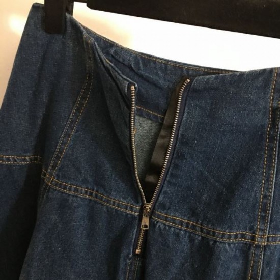 PRADA Top and bottom set 2024FW Popular among fashionable people PRADA Top and bottom set 2024FW Popular among fashionable people
