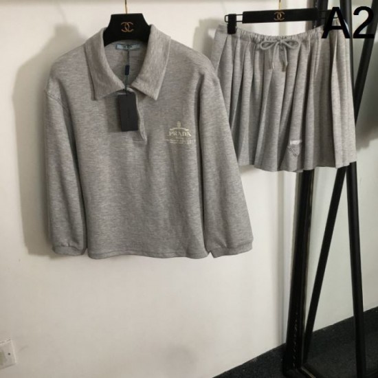 PRADA top and bottom set 2024FW Easy to create an outfit PRADA top and bottom set 2024FW Easy to create an outfit